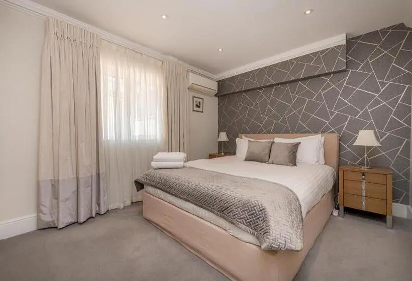 آپارتمان سوپریور 1 خوابه, Queensgate Court