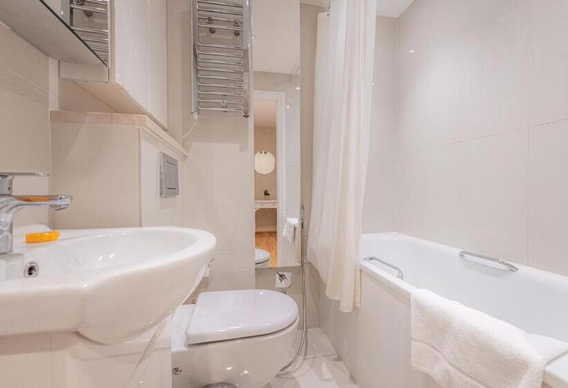 带1个卧室的高级公寓, Queensgate Court