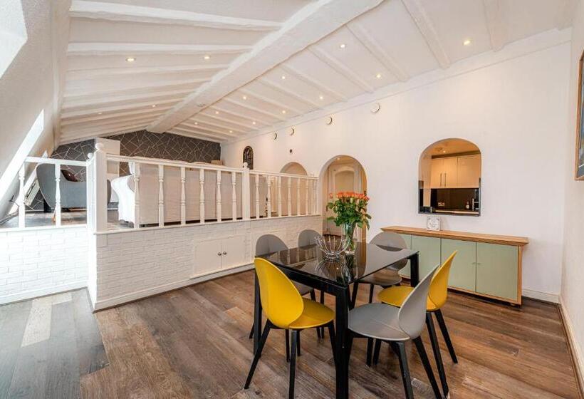 带2个卧室的高级公寓, Queensgate Court