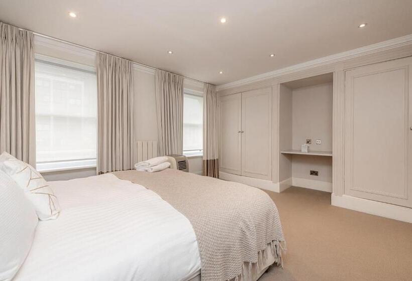 豪华两卧室公寓, Queensgate Court