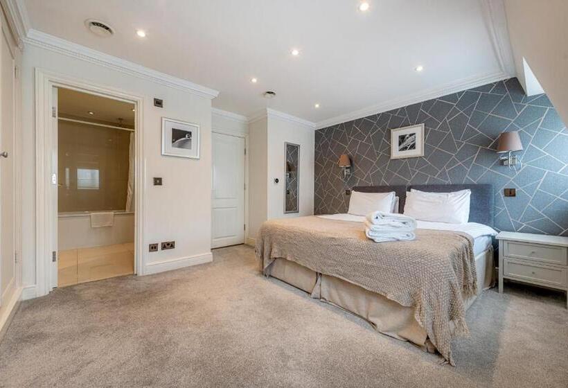 带2个卧室的高级公寓, Queensgate Court