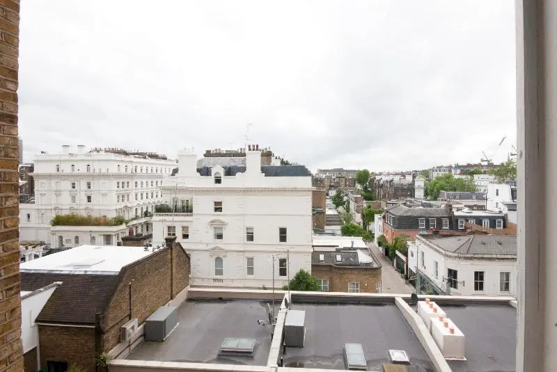 آپارتمان لوکس 2 خوابه, Queensgate Court