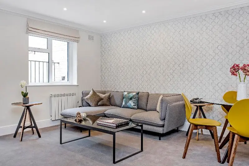 آپارتمان لوکس 1 خوابه, Queensgate Court
