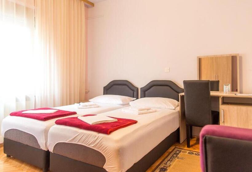 اتاق استاندارد, Guest House Blue Coast