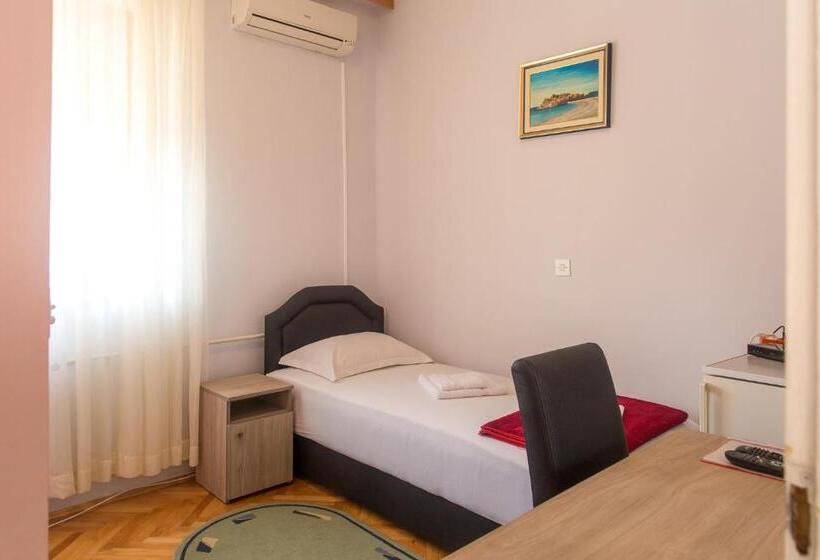 اتاق استاندارد یک نفره, Guest House Blue Coast