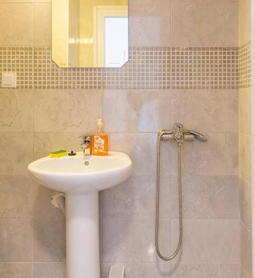 اتاق استاندارد یک نفره, Guest House Blue Coast