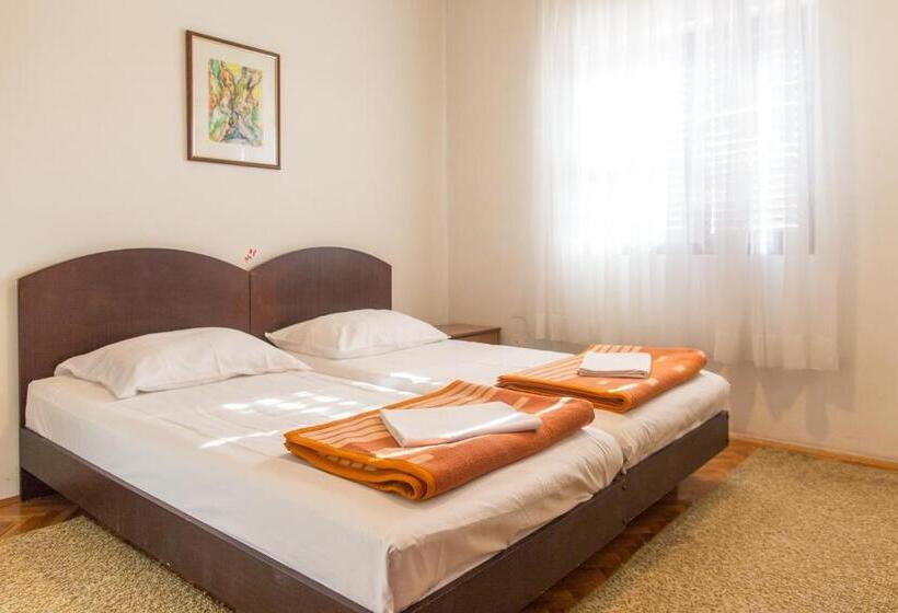 سوئیت 2 خوابه, Guest House Blue Coast