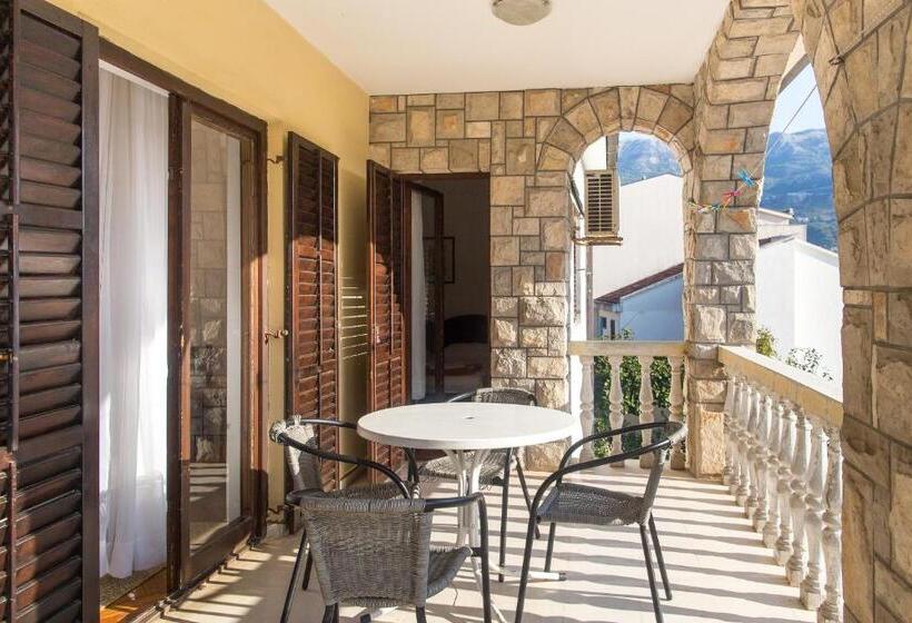 سوئیت 2 خوابه, Guest House Blue Coast