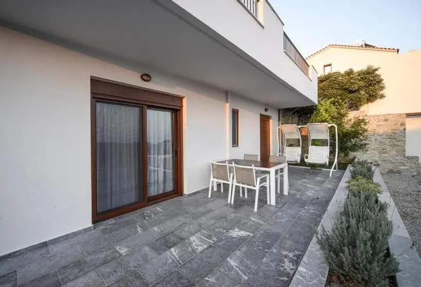 ２ベッドルームスーペリアスイート, Lenikos Resort
