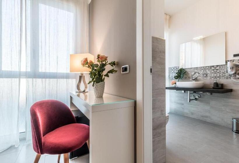 سوییت, 4 Star Suite Spa   Self Check In