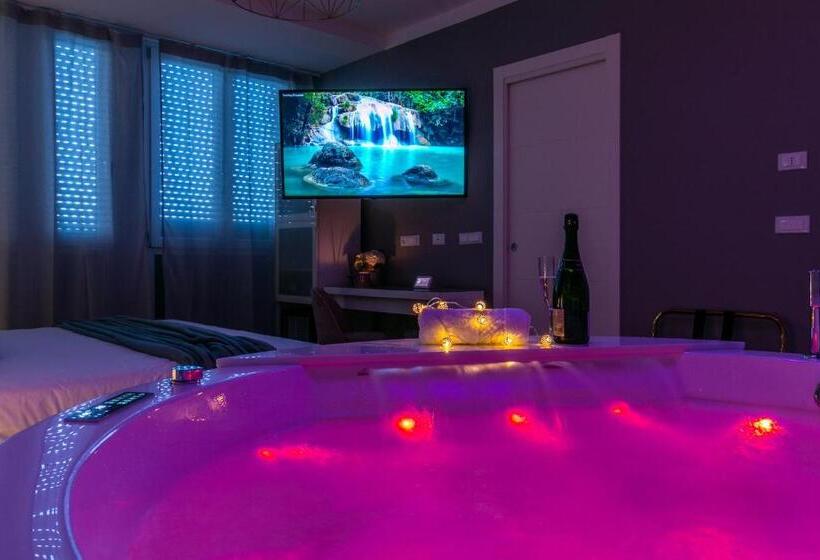 Люкс Повышенной Комфортности, 4 Star Suite Spa   Self Check In