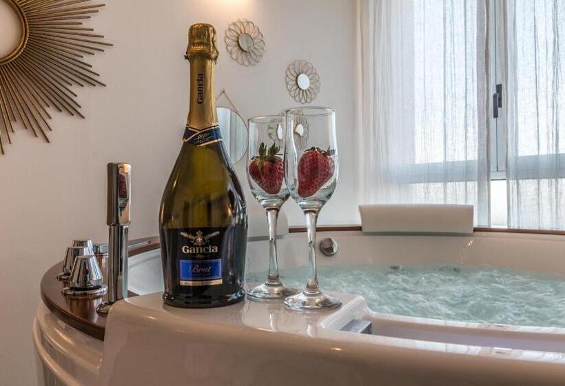 Люкс, 4 Star Suite Spa   Self Check In