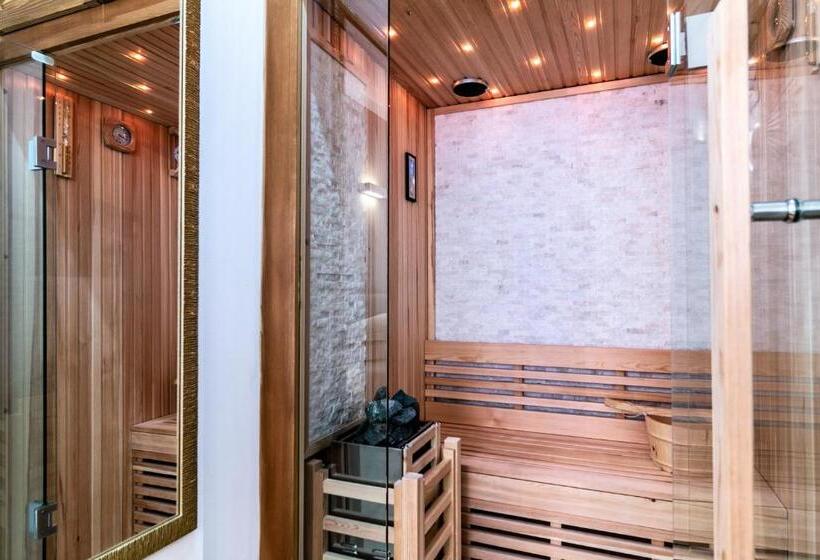 Люкс с гидромассажем, 4 Star Suite Spa   Self Check In