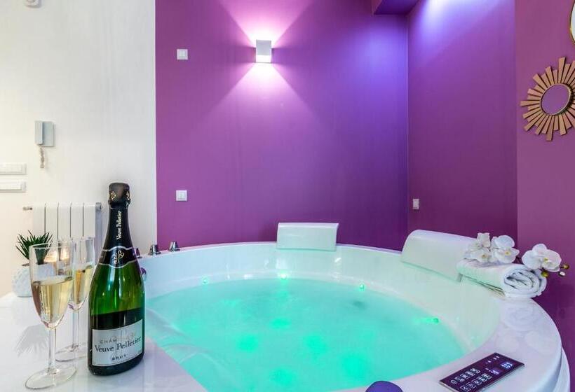 Люкс с гидромассажем, 4 Star Suite Spa   Self Check In