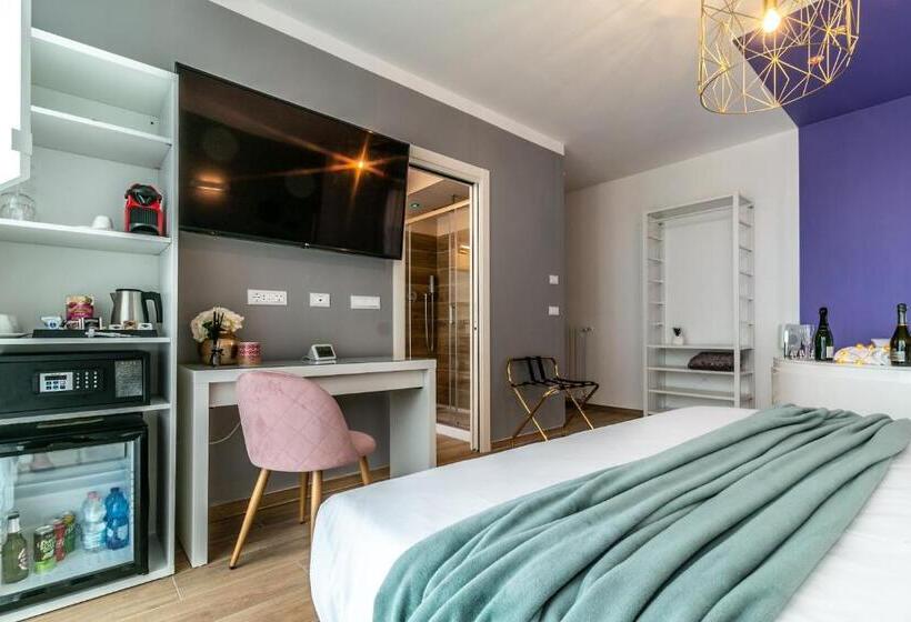 Люкс Повышенной Комфортности, 4 Star Suite Spa   Self Check In