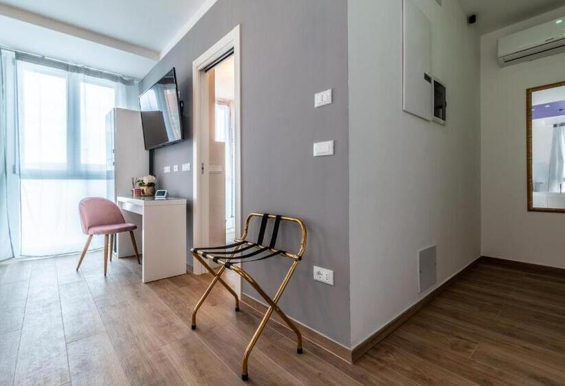 Люкс Повышенной Комфортности, 4 Star Suite Spa   Self Check In