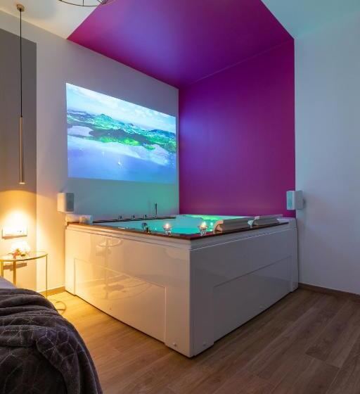 Люкс Кровать Кинг, 4 Star Suite Spa   Self Check In