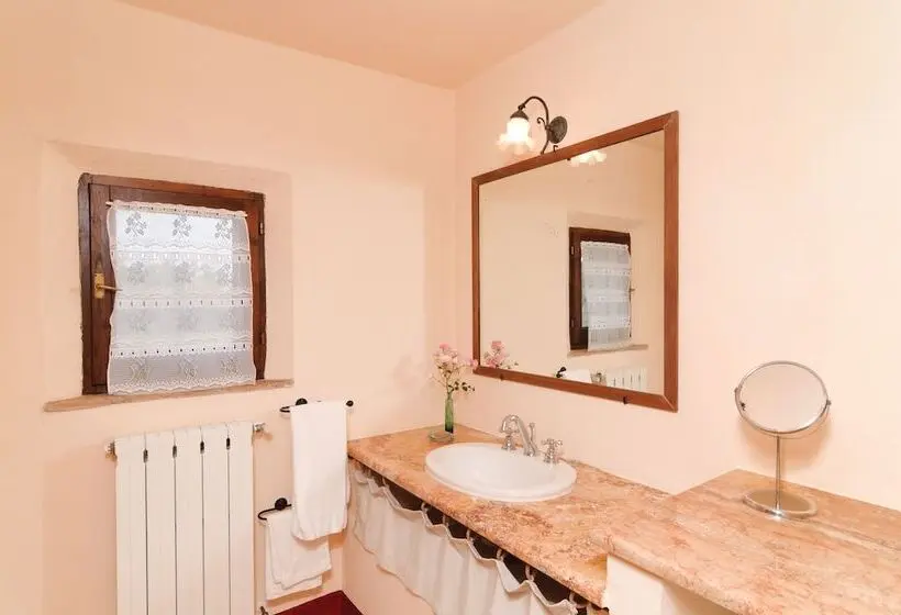 استودیوی استاندارد, Agriturismo Le Macchie