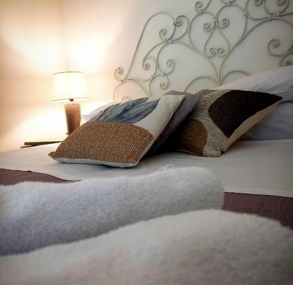 חדר בסיסי, Baia D'oro