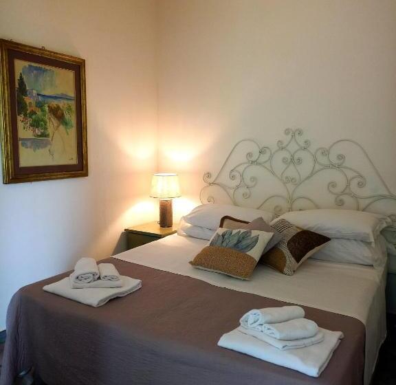 חדר בסיסי, Baia D'oro