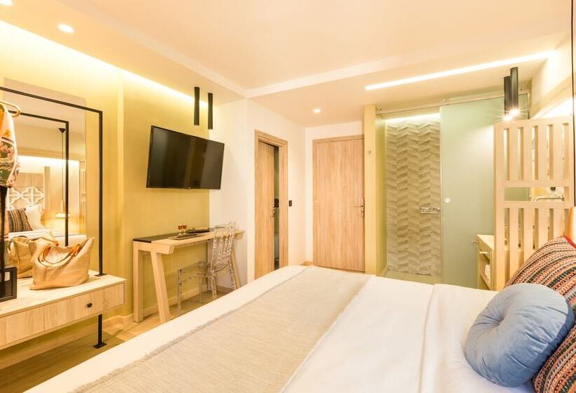 Люкс Повышенной Комфортности, Cressa Suites Adults Only