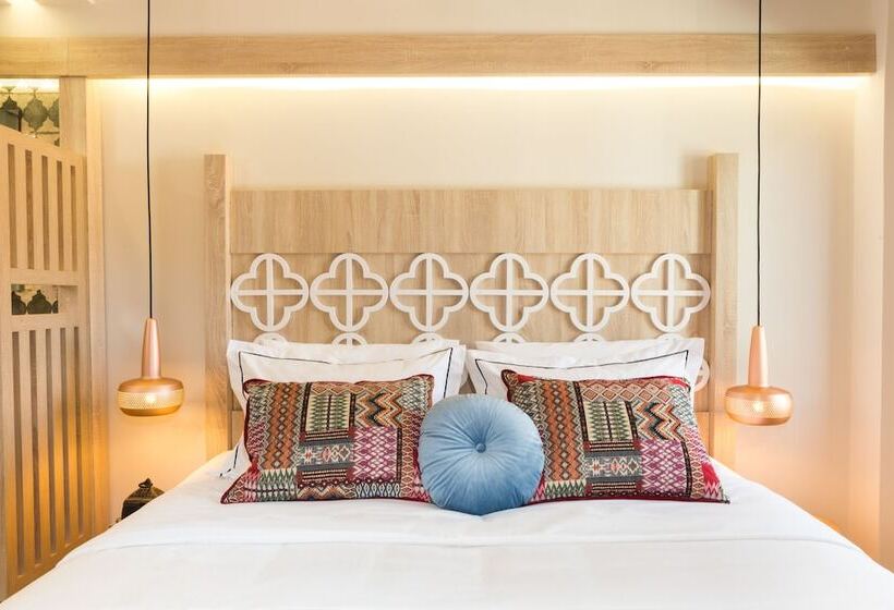 Люкс Повышенной Комфортности, Cressa Suites Adults Only