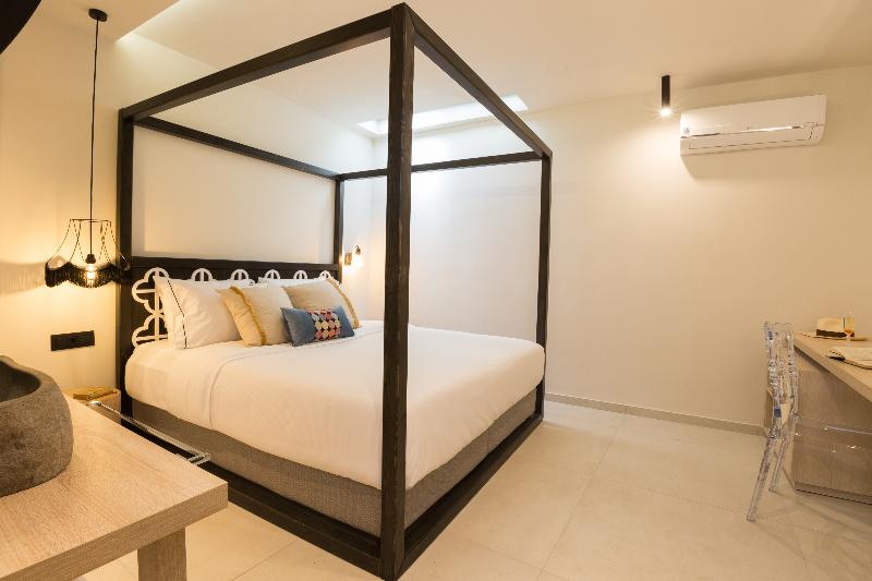 Люкс Повышенной Комфортности, Cressa Suites Adults Only