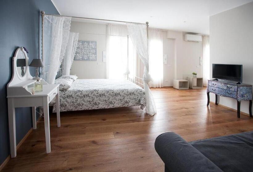Студия Стандарт, Le Dimore Del Borgo