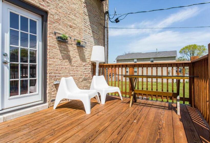 اتاق استاندارد با سرویس بهداشتی مشترک, Mccormick Place Guest House