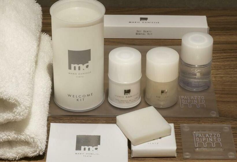 디럭스 룸 킹사이즈 침대, Palazzo Dipinto