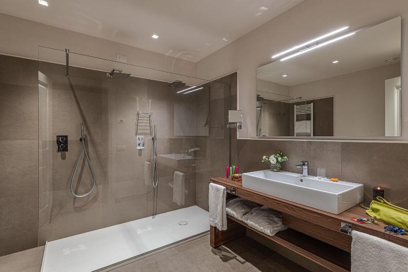 디럭스 룸 킹사이즈 침대, Palazzo Dipinto