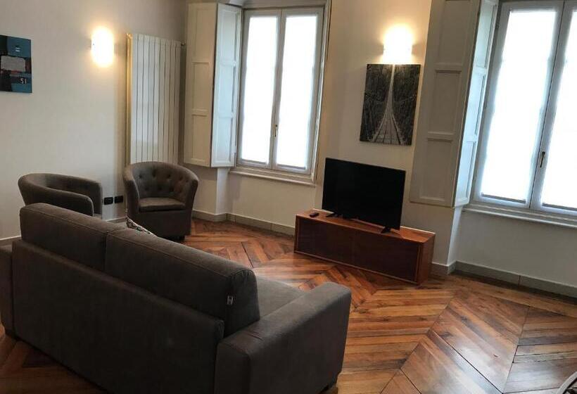 Apartament Deluxe 1 Sypialnia, Rearduinoivrea