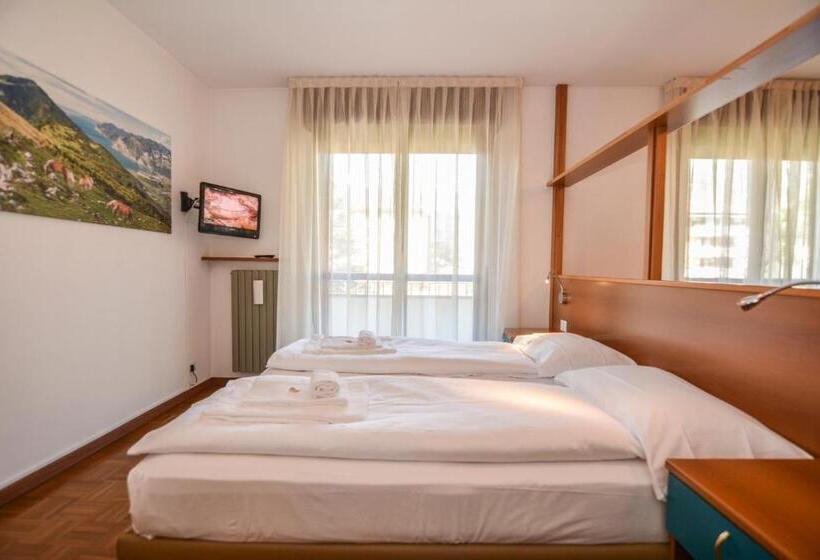 스탠다드 스튜디오, Residence La Porta Del Cuore