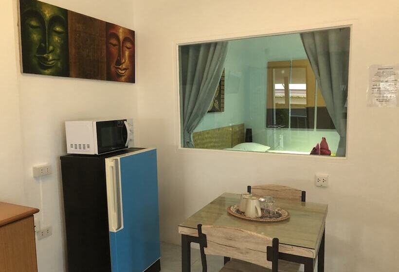 غرفة عائلية, Samui Zenity