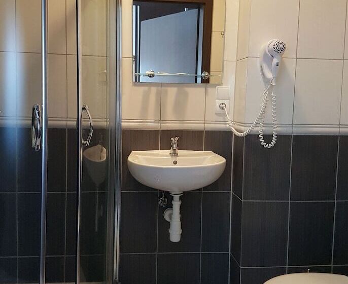 Номер Стандарт Вид на Озеро, Villa Stella Spa