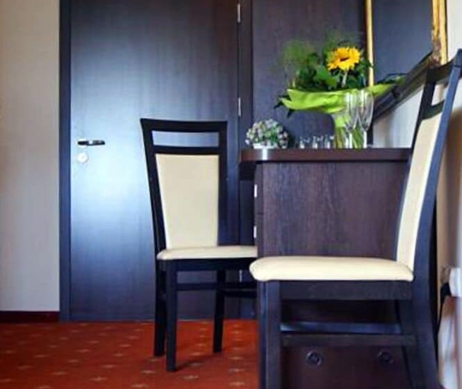 Номер Стандарт Трехместный, Villa Stella Spa