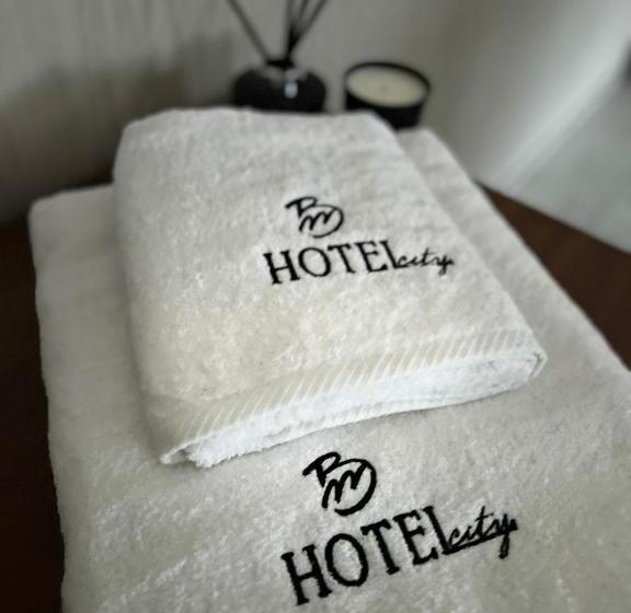 اتاق استاندارد یک نفره, Bm Hotel City