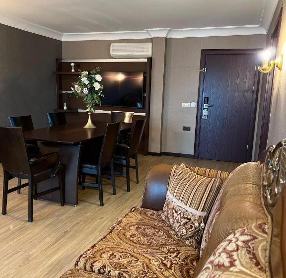 سوئیت با تخت بزرگ, Bm Hotel City