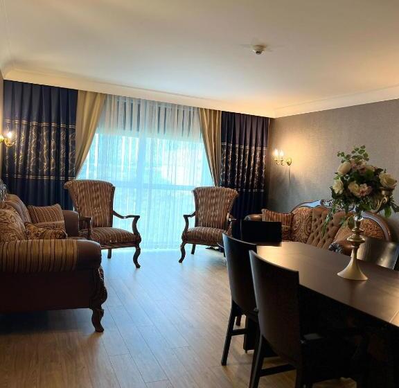 سوئیت با تخت بزرگ, Bm Hotel City