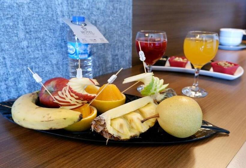 חדר סטנדרט לשלושה, Bm Hotel City