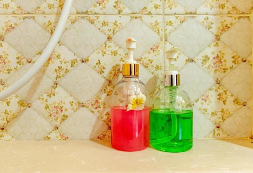 家庭间, Aa Resort