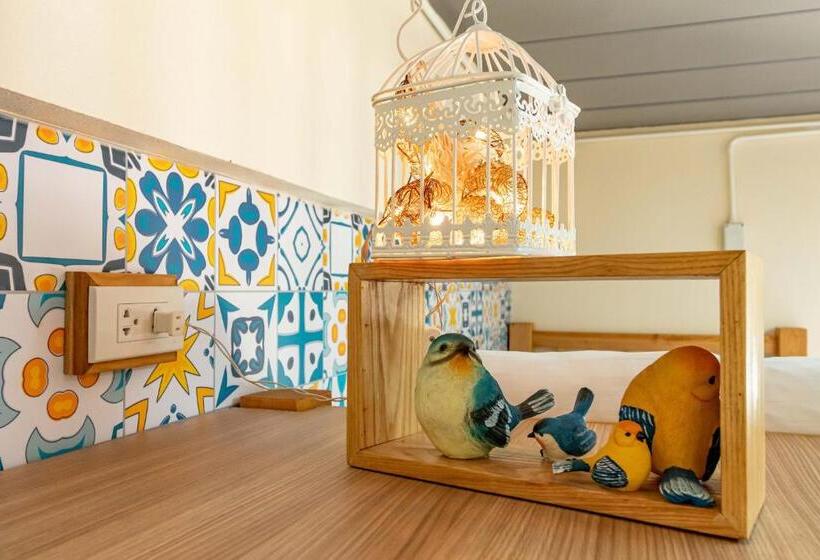 家庭间, Aa Resort