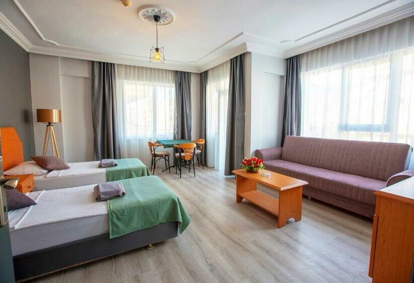 标准工作室, Hma Hotel & Suites