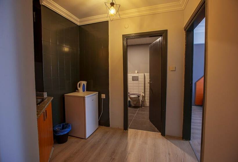 Люкс, Hma Hotel & Suites