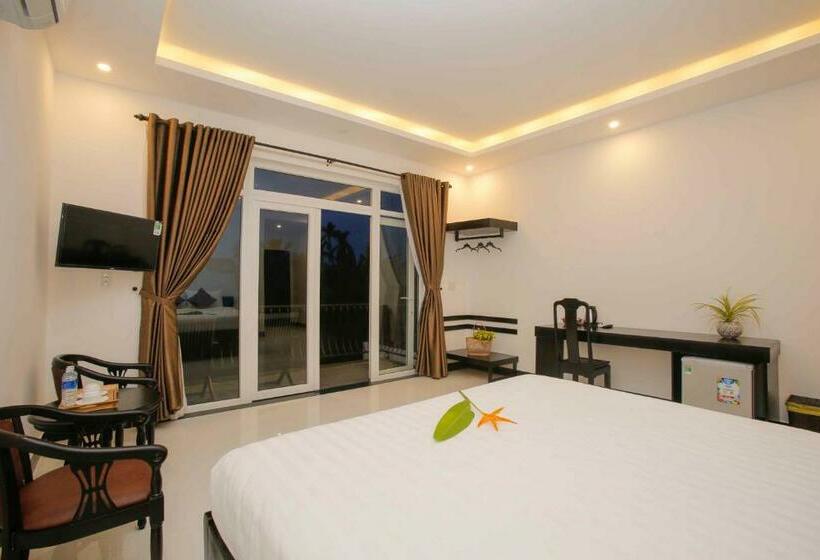 اتاق لوکس با چشم‌انداز استخر, Hoi An Sunny Pool Villa