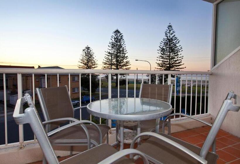 Апартаменты 1 Спальня Вид на Море, Meridian Tower Kirra Beach