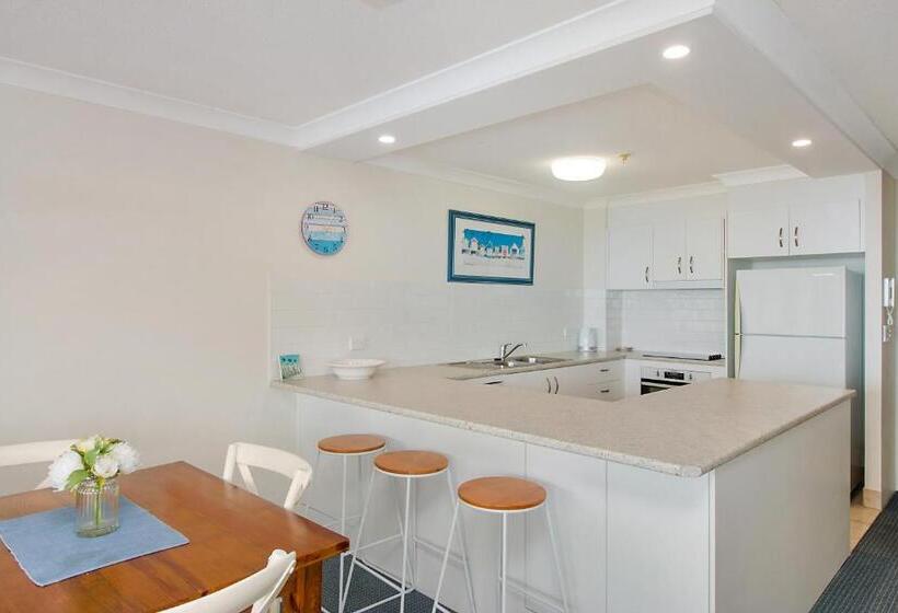 آپارتمان سوپریور 1 خوابه با چشمانداز دریا, Meridian Tower Kirra Beach