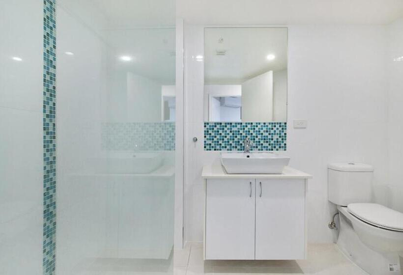 Апартаменты Ejecutiva 2 Спальни, Meridian Tower Kirra Beach