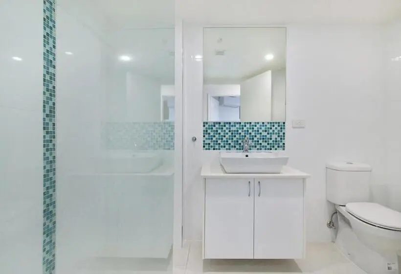 ２ベッドルームのエクゼクティブアパートメント, Meridian Tower Kirra Beach
