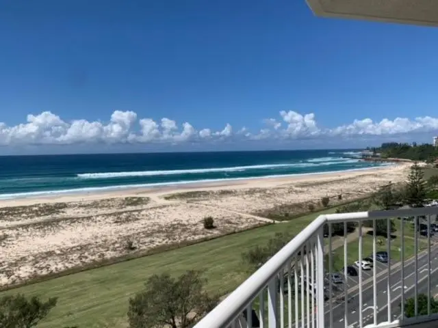 ３ベッドルームアパートメント, Meridian Tower Kirra Beach